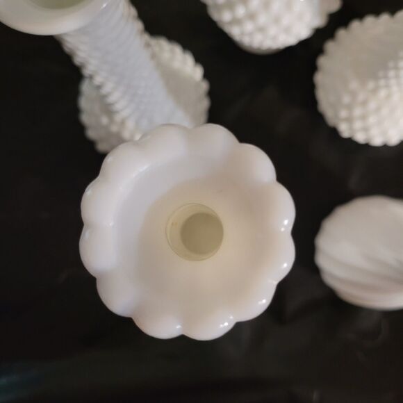 5 piece vtg milk glass vases tall and short 3 different sizes - Picture 11 of 16
